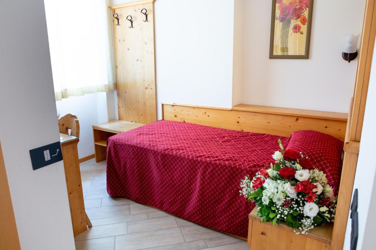 Hotel Ristorante Alla Nave Lavis Zewnętrze zdjęcie