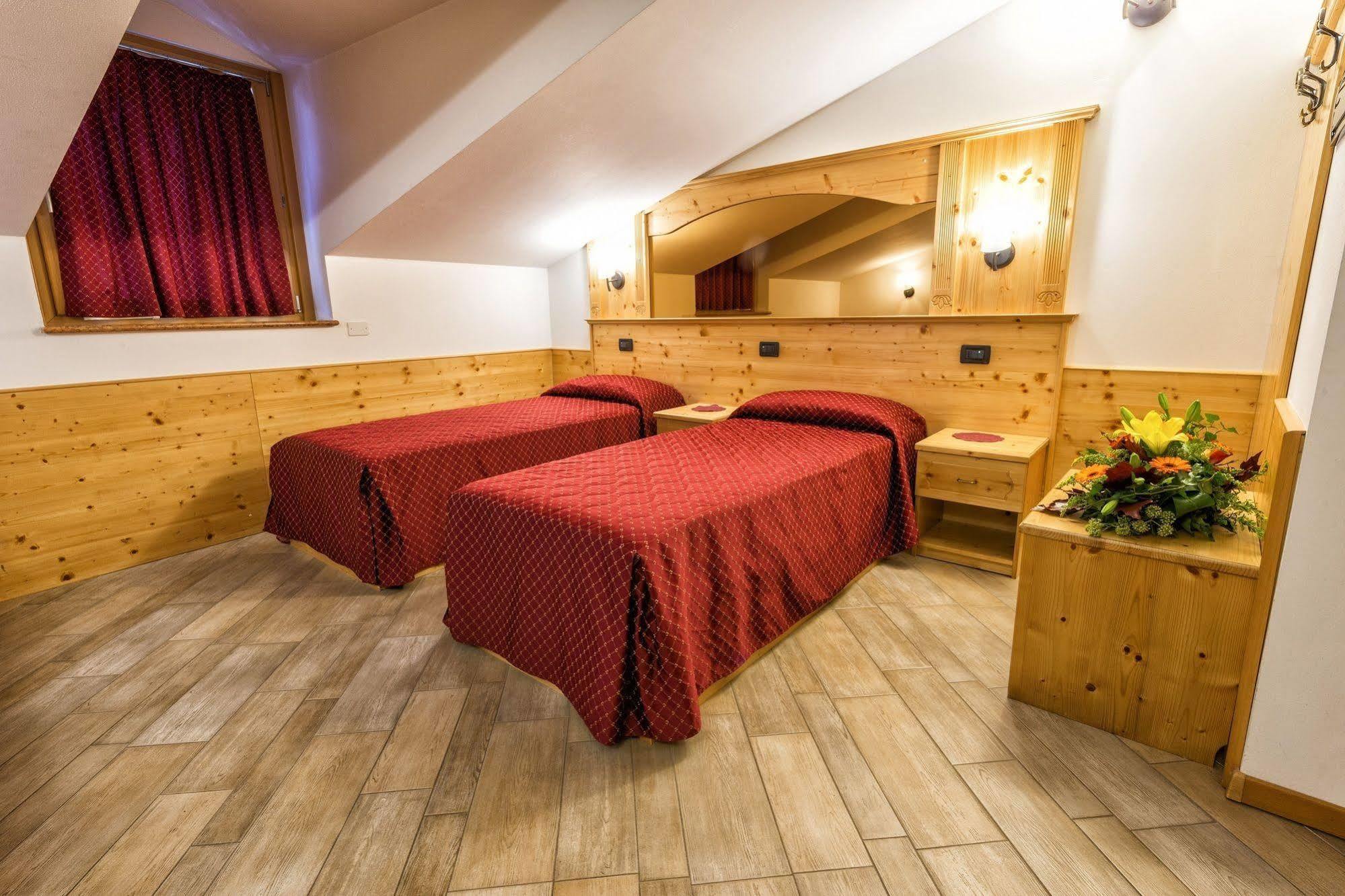 Hotel Ristorante Alla Nave Lavis Zewnętrze zdjęcie